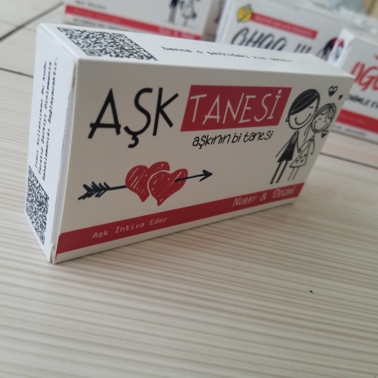 Aşktanesi ilaç kutusu davetiyesi