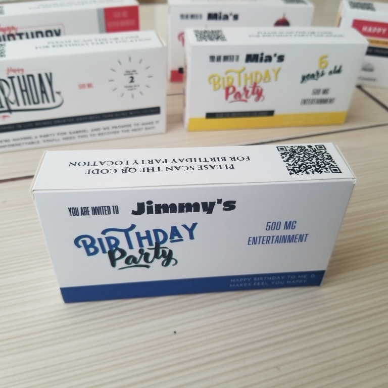 Happy Birthday Blue Boy ilaç kutusu davetiyesi