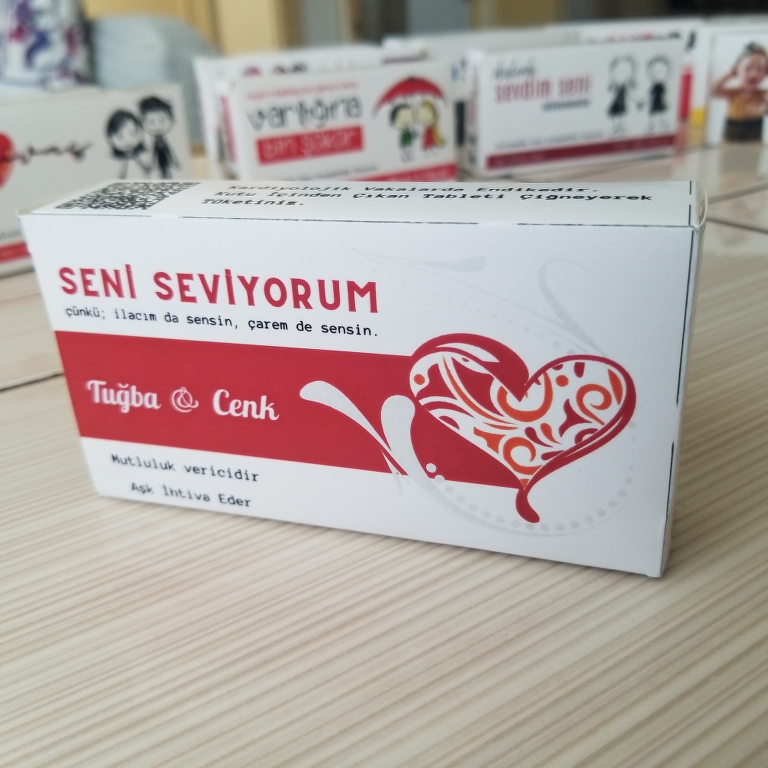 Seni Seviyorum ilaç kutusu davetiyesi